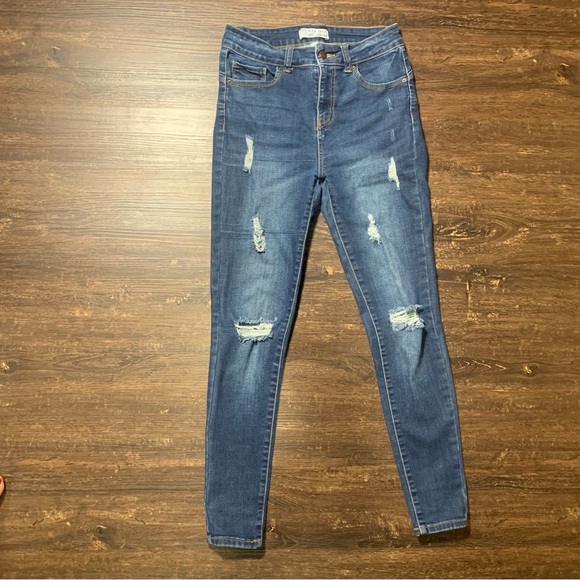 Wax Jeans Sustainable Denim Distressed Rips Woman’s Size 5/27 - Picture 1 of 5